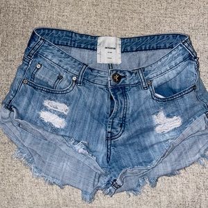 One Teaspoon BANDITS LOW WAIST DENIM SHORT size 27 color ocean